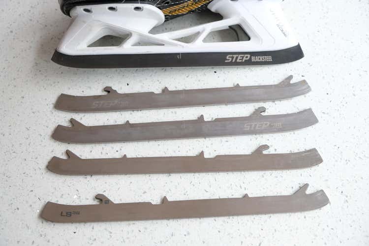 Used Junior Bauer Supreme 1S Hockey Goalie Skates D&R (Regular) Size 4.5