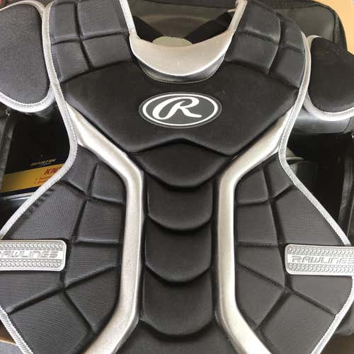 Adult/15+ Rawlings Catcher's Set Black and Silver