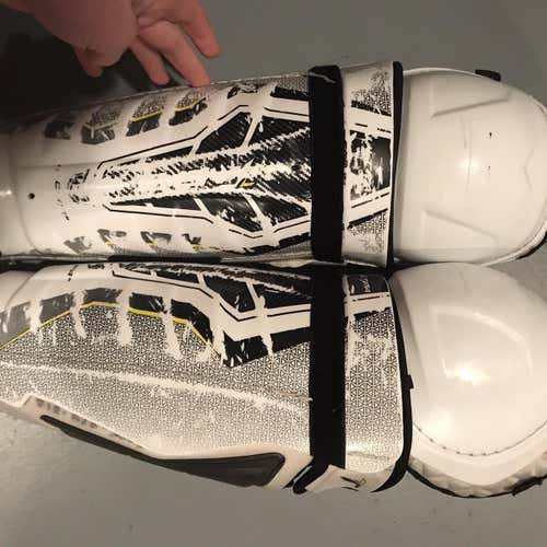 CCM Super Tacks Shin Pads 16”