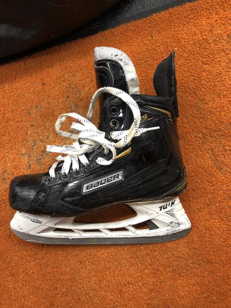 Senior Used Bauer Supreme 2S Pro Hockey Skates D&R (Regular) Pro Stock Size 9 1/4