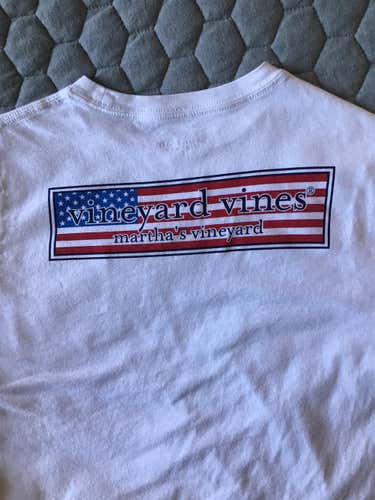 Vineyard Vines- “American Flag” (Boys Lg)