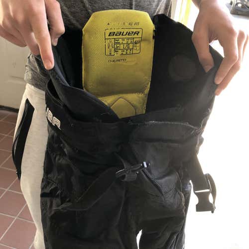 Black Junior Large Bauer Supreme 2S  Hockey Pants