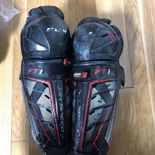 Used And Cracked CCM JetSpeed FT1 Shin Pads