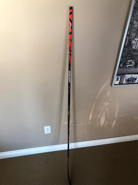 New Right Handed Vapor FlyLite Hockey Stick