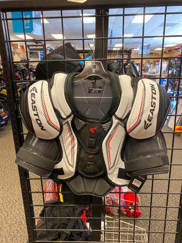 New Large Easton Synergy 60 Shoulder Pads