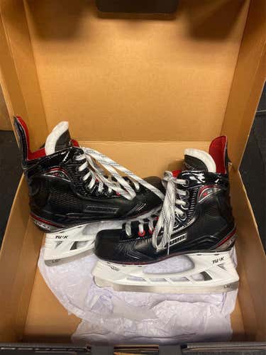 New Bauer Vapor X LTX Pro D&R (Regular) Size 4 Hockey Skates