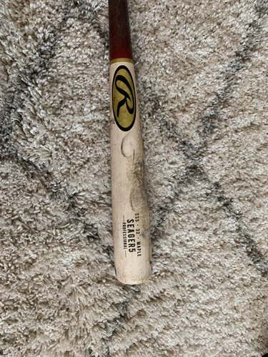 Used Wood CS5 32" Bat