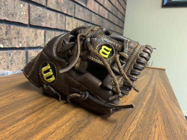 Wilson A800 Baseball Glove 11.5"