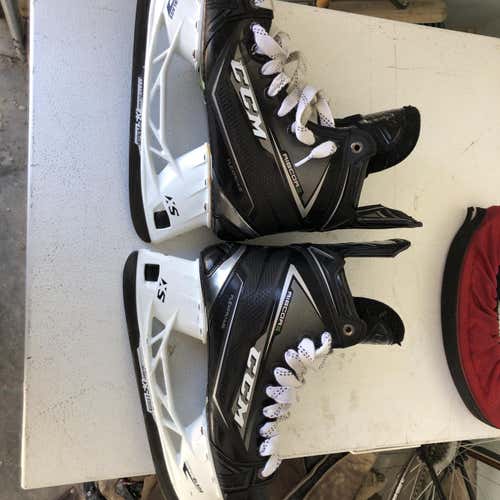 Used CCM Ribcor 80K EE (Extra Wide)  Size 8.5 Hockey Skates