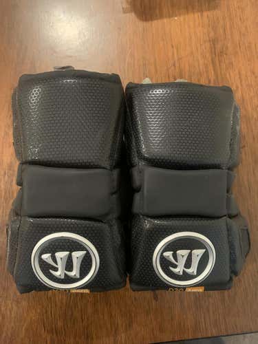Used Warrior evo defensive arm pads