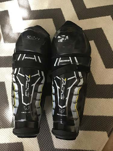 Used CCM Tacks 2052 Shin Pads
