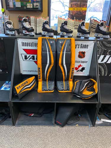 Used 34" Regular Velocity V7 Goalie Full Set