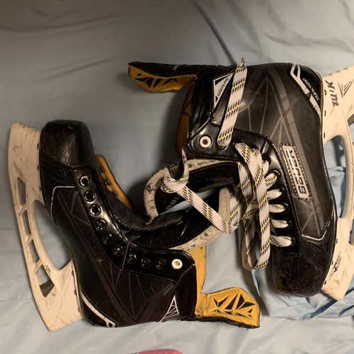 Used Bauer D&R (Regular) Size 7.5 Hockey Skates