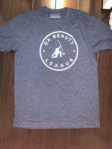 Da Beauty League Hockey Sauce Shirt Size L