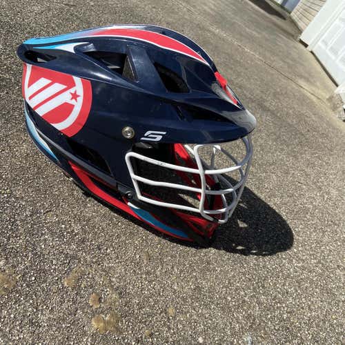 Blue Used Player Cascade R Helmet