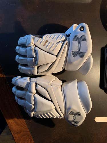 White Used Under Armour Engage 2 12" Lacrosse Gloves