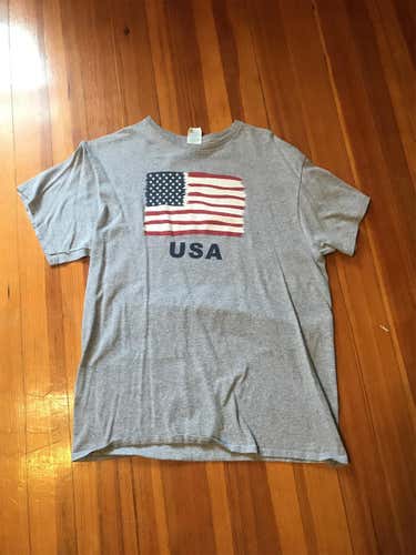 Gray Men's Large USA Shirt
