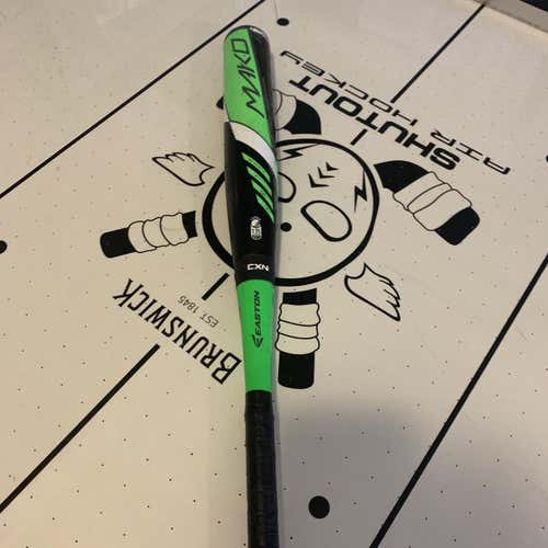 Used USSSA Certified Composite Mako (-12) 16 oz 28" Bat