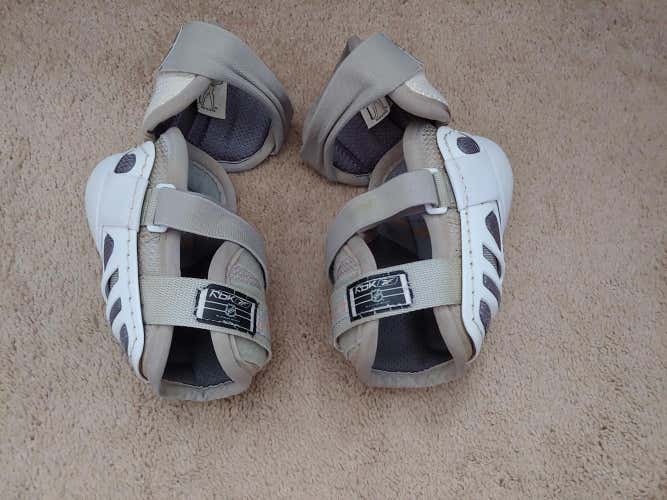 Used Senior Small Reebok 6k Elbow Pads (2007)