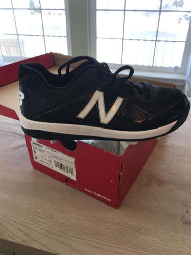 Black Size 6 New Balance Molded Cleats Low Cut