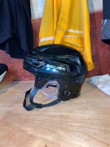 Bauer Re-Akt 150 Small Black Helmet