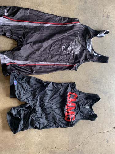 Cougar Mountain Team Issued Wrestling Singlets