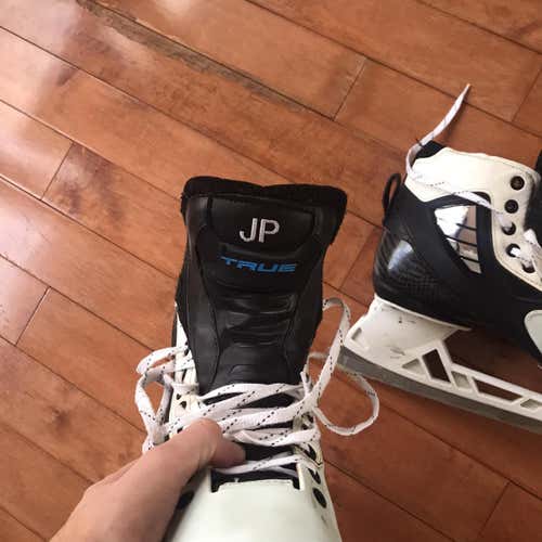 True 2-Piece Goalie Skates 11.5