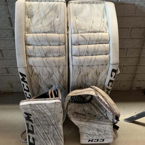 White Used 34" Regular Extreme Flex III  Goalie Full Set