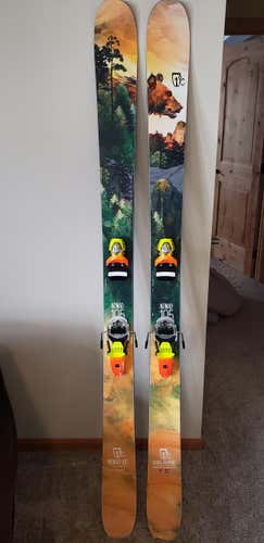 Icelantic Nomad 105 skis with Look Pivots 191cm