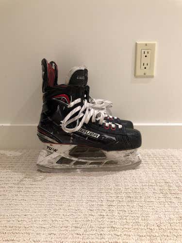 Used Bauer Vapor 1X 2.0 D&R (Regular)  Size 8.5 Hockey Skates