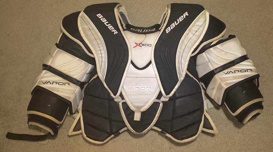 Used Senior Large Bauer Vapor X900 Goalie Chest Protector