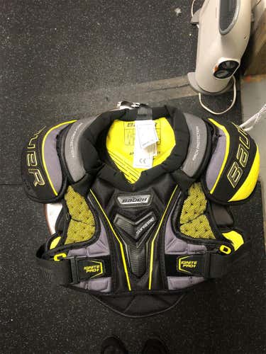 Bauer Supreme Ignite Pro + Shoulder Pads JR SM