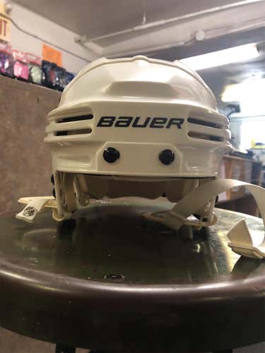 Medium Bauer 4500 Helmet