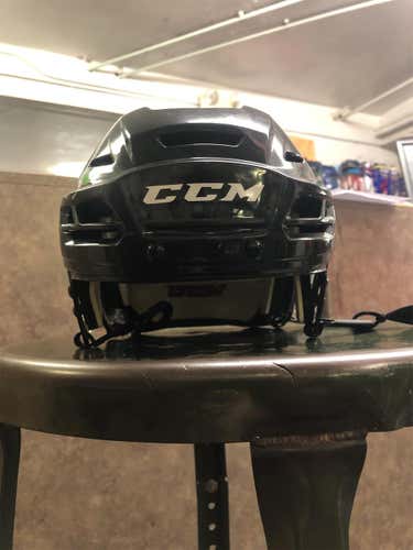 CCM Resistance 110 Helmet Black/LG
