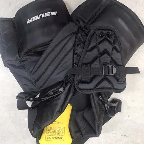 Jr. Medium Bauer Hockey Goalie Pants