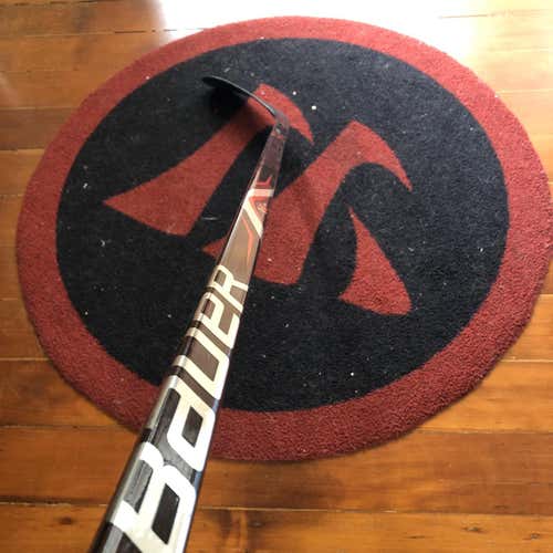 Vapor 1X Lite RH P28 Hockey Stick