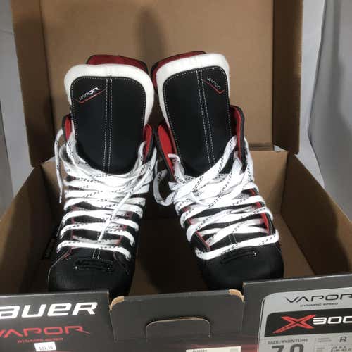 Senior New Bauer Vapor X300 Hockey Skates D&R (Regular) Size 7
