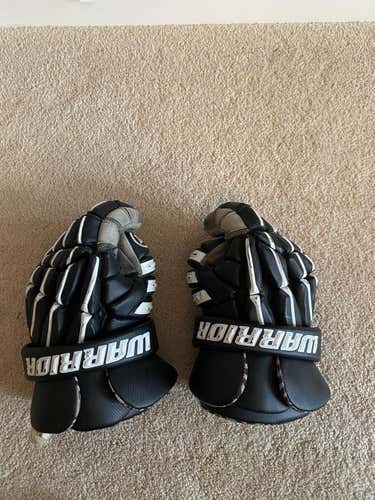 Black Used Player Warrior Regulator Lacrosse Gloves