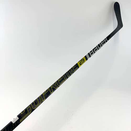 Like New | Left Handed Bauer 2s Pro | Grip | 70 Flex | P28 Curve | 61" tall|  LH493
