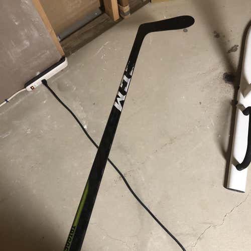 Right CCM Trigger 3D PMT P28  Hockey Stick