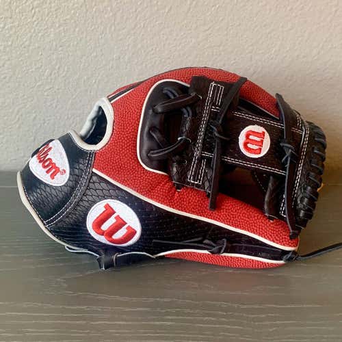 2019 Wilson A2000 February Gotm Baseball Glove