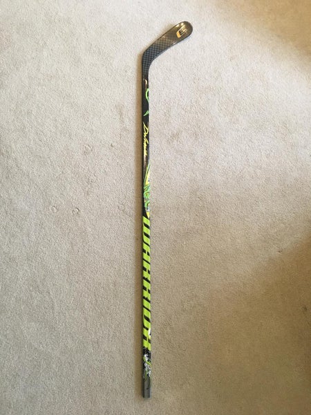 Used Senior Warrior Right Handed Dolomite DD Hockey Stick Mid Grip