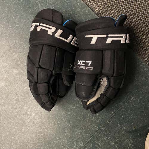 Black Used True XC7 14"  Gloves