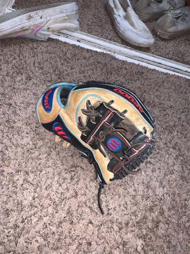Used Infield A2000 10.5" Baseball Glove