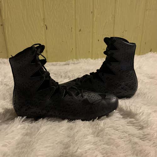 UA Highlight Cleats