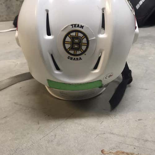 Used Youth  Bauer BHH2100M Helmet