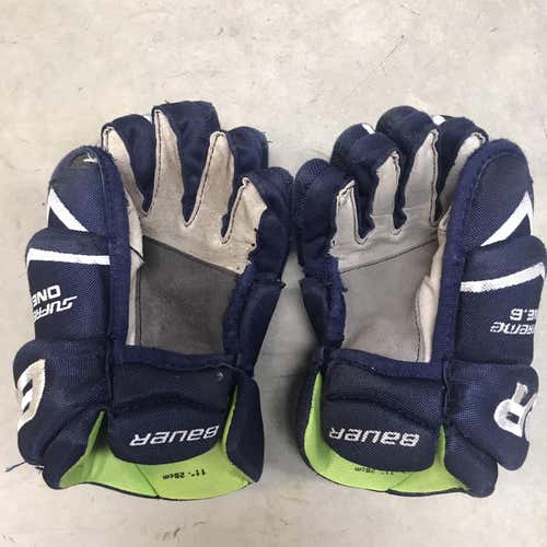 Used Bauer 11" Gloves
