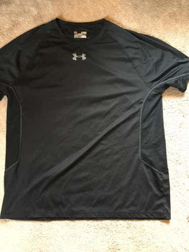 Adult XL Under Armour Shirt