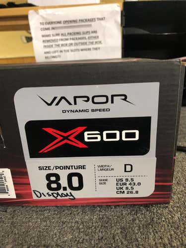 New Bauer Vapor X600 Size 8.0 D