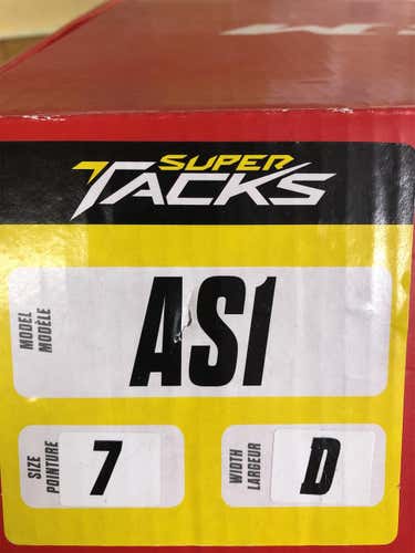 New CCM Super Tacks AS1 Size 7.0 Hockey Skates